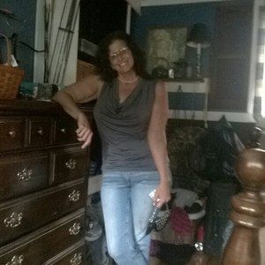 Meet your Posher, Melissa